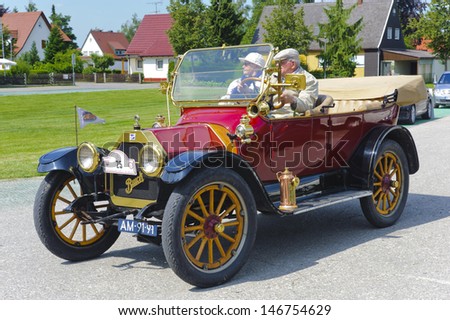 LANDSBERG, GERMANY - JULY 13: Oldtimer rallye for at least 80 years old antique cars withBuick B 25, built at year 1914, photo taken on July 13, 2013 in Landsberg, Germany