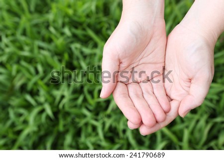 Cupped Natural Hands
