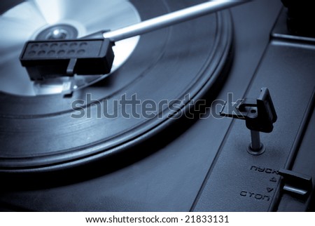 vinyl player