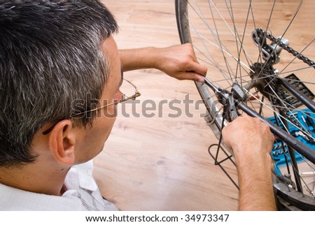service for bike with adept repairing bike