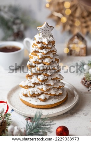 Similar – Foto Bild Weinachtsbaum Lebkuchen