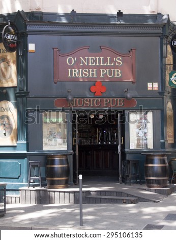 avignon,france-june 19, 2015: Irish pub in the centre of avignon France