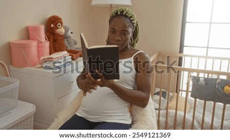 Similar – Foto Bild Serene schwangere Frau lesen Buch am Morgen