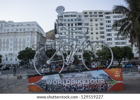 RIO DE JANEIRO-FEB 25: Gigantic Bike World Bike Tour. Event World Bike Tour Rio de Janeiro on February 25, 2013 in Rio de Janeiro, Brazil