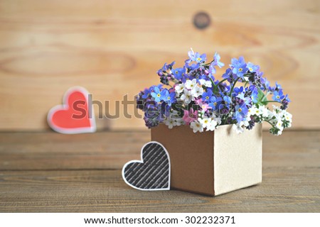 Father\'s day flowers: Colorful spring  flowers arranged in gift box