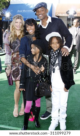 Fergie, Jada Pinkett Smith, Will Smith, Willow Smith and Jaden Smith at the Los Angeles premiere of \'Madagascar: Escape 2 Africa\' held at the Mann Village Theater in Westwood, USA on October 26, 2008.
