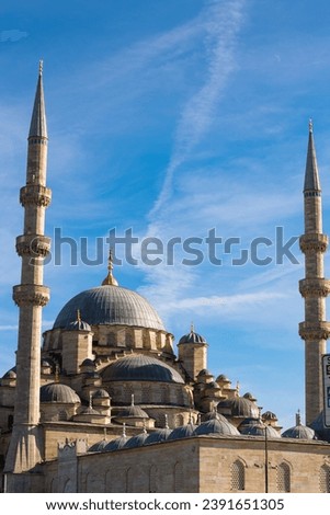 Foto Bild Yeni Cami am Goldenen Horn in Istanbul im Morgennebel