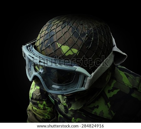 airsoft soldier, view from above on the upper body camouflage pattern 95 from the Czech Republic