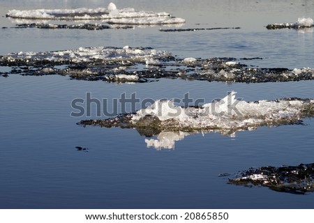 Ice sheets floating during the ice-drift