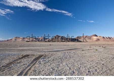 Black Rock Desert road (Nevada, USA)