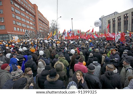 MOSCOW - DECEMBER 24: 100 thousands in Moscow protest Putin and election results on Sakharov Avenue. Biggest protest in Russia for the last 20 years, December 24, 2011 in Moscow, Russia.