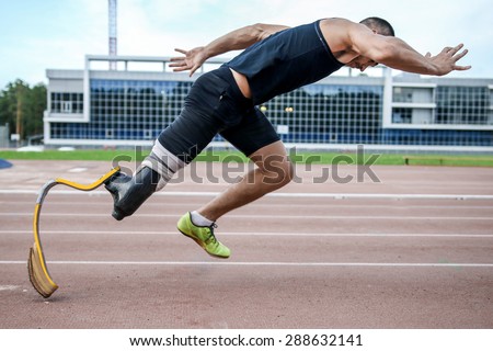 The handicap athlete preparing to start running