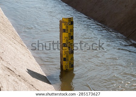 Water level measurement