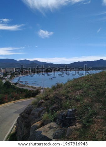 Views of mountains and beach from El Fortín de La Galera Zdjęcia stock © 