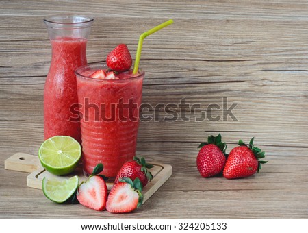 Strawberry Lemonade Slush, Summer and Fresh Drink, Healthy Drink and Fresh, Diet Dtink