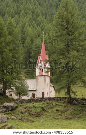 Church and popular religious symbols in the mountains