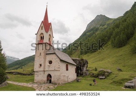Church and popular religious symbols in the mountains