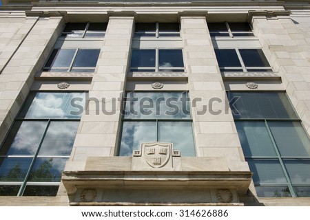 Facade Detail at the Quadrangle of Harvard Medical School  (Boston, Massachusetts, USA / August 29, 2015)