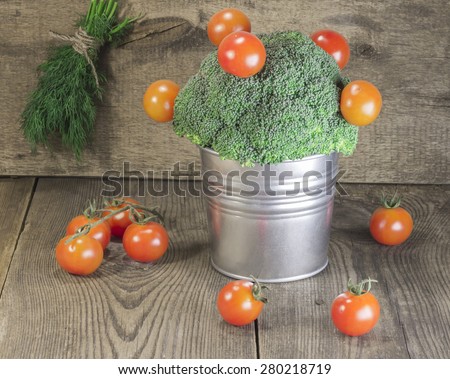 Broccoli and cherry tomatoes. Vegetable still life.