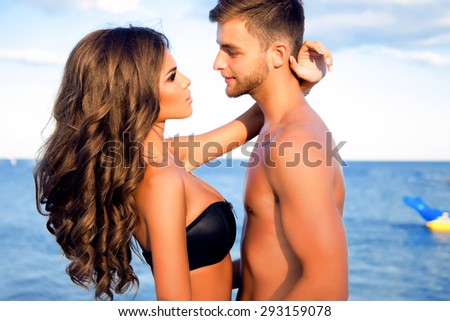 Outdoor fashion portrait of happy smiling couple love having fun together end enjoy their love and romantic date.Happy coupe enjoy their trip,together,summer love,people in love,summer love,accessory