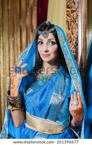 Caucasian woman in traditional indian dress