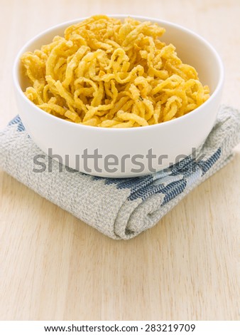 Fried Noodles Raw material for food, fiber suburban white.