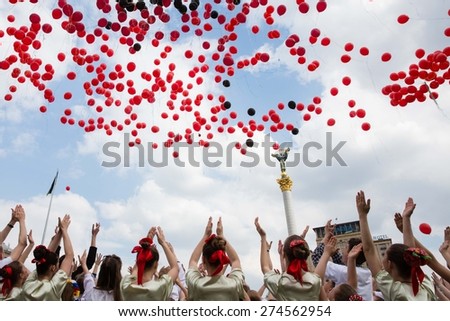KIEV, UKRAINE - May. 01, 2015: Flashmob Poppies of memory on Independence Square in Kyiv