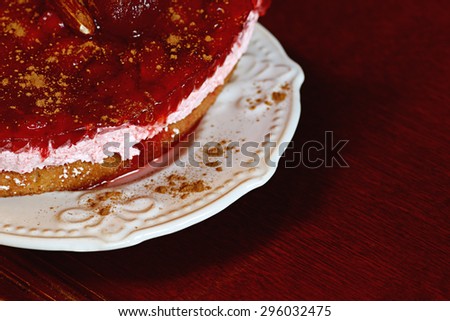 berry sponge cake