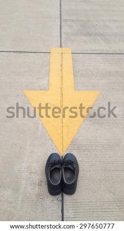 safety firth of industry,safety shoes,arrow to safety shoes
