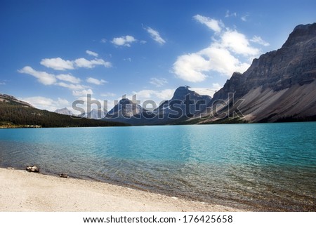 Bow Lake , Banff National Park, Alberta, Canada