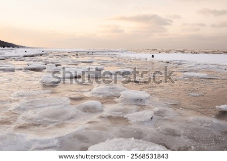 Similar – Foto Bild Sonnenuntergang mit Schollen im Winter mit Spree