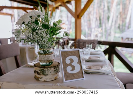 wedding table on rustic wedding