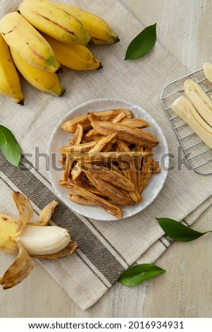 Premium Solar dried bananas. sun dried banana. Baked Bananas. dehydrated banana. Sliced dried bananas. dride banana sticks