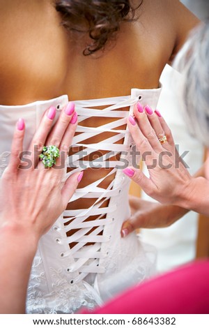 Lace wedding corset. Charges bride.