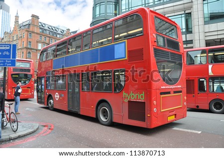 LONDON - MAY 9:The world\'s first double decker hybrid buses built by Wrightbus for London unveiled in 2006. They emit 40% less CO2 emissions than traditional diesel engine buses. London May 9, 2012.