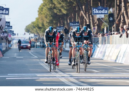 MARINA DI CARRARA, CARRARA, ITALY - MARCH 09: Team Sky Procycling during the 1st Time Trial stage of 2011 Tirreno-Adriatico on March 09, 2011 in Marina di Carrara, Carrara, Italy