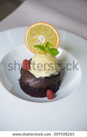 molten chocolate cake. dish. Chocolate fondant - a popular French dessert, chocolate cake from biscuit dough.