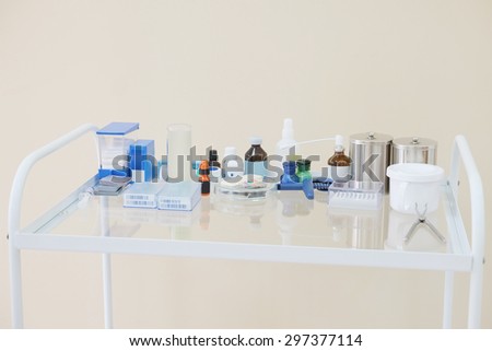 Mobile little table with medical accessories