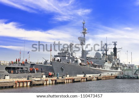 Flagship military ship in gulf.