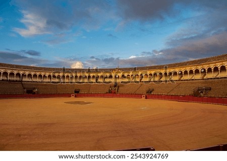 Similar – Foto Bild Die historische Stierkampf-Arena von Malaga im Sonnenaufgang