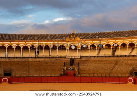 Similar – Foto Bild Die historische Stierkampf-Arena von Malaga im Sonnenaufgang