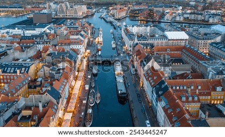 Similar – Foto Bild Kopenhagen liegt am Wasser und hat so viele Abschnitte an der Hafenfront. Eine Stadt, die von Wasser umgeben ist, Kopenhagen ist eine Freude für Schwimmer. Dieses Bild ist auch eine Freude für sexy Booties und lange Beine Liebhaber.