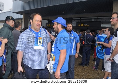 OVIEDO, SPAIN - JUNE 1: Arrival of the players of Real Oviedo after having achieved promotion to the second division of the Spanish soccer yesterday before Cadiz CF in June 1, 2015 in Oviedo, Spain.