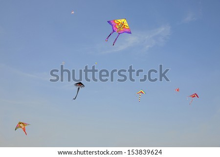 Under the blue sky flying kites