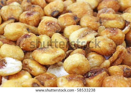 Layer of roasted salted corn nuts