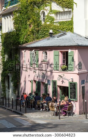 PARIS, FRANCE - SEPTEMBER 10, 2014: Paris -  La Maison Rose, a famous cafe restaurent of Montmartre