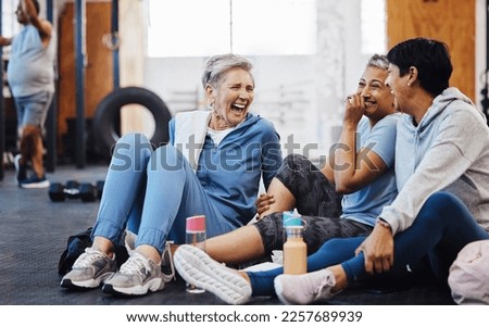 Gym, laughing and group of mature women telling joke after fitness class, conversation and comedy on floor. Exercise, bonding and happy senior woman with friends sitting chatting together at workout. Foto stock © 
