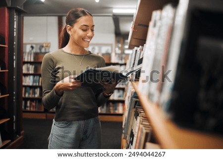 Similar – Foto Bild Fröhliche Schülerin mit Büchern, die gegen die Wand schreien