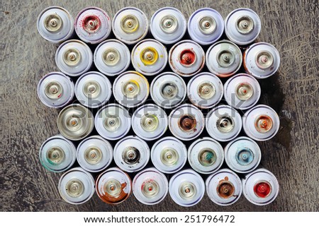 used white graffity spray cans