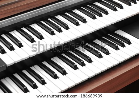 double keyboard piano closeup